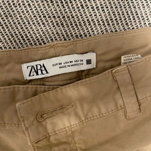Zara chino pants, worn few times. Size small 2 for $50 or 1 for $30 - Picture 3 of 10